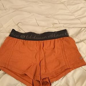 Lululemon short shorts small size 2/4
